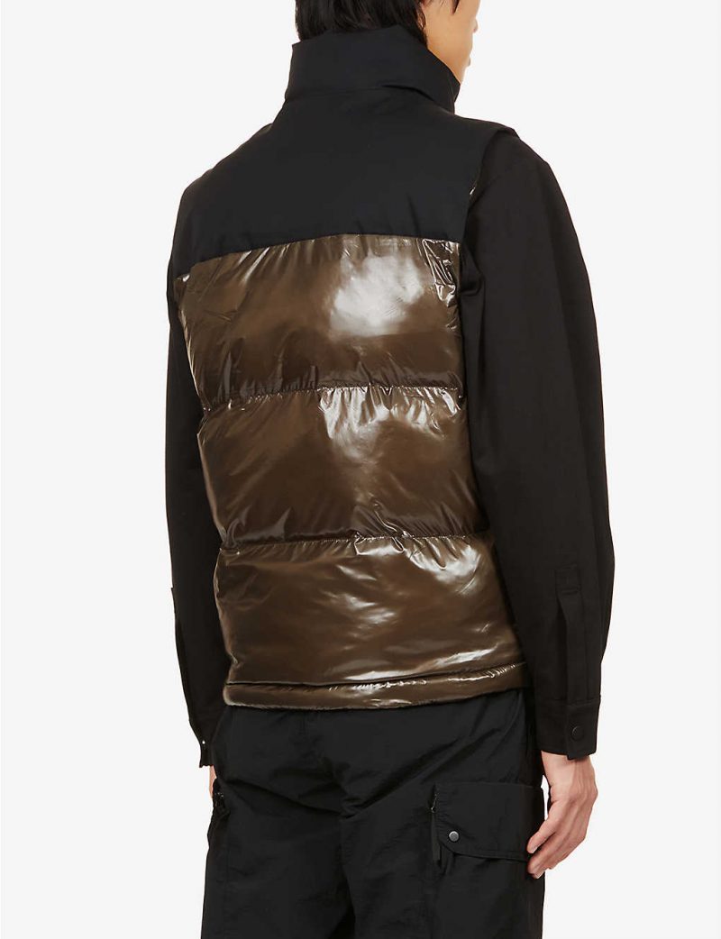 Brand-patch turtleneck shell gilet