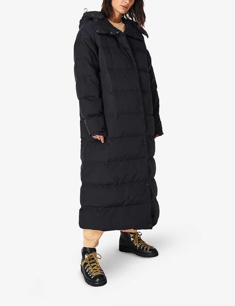 Reversible Duvet hooded recycled shell-down coat